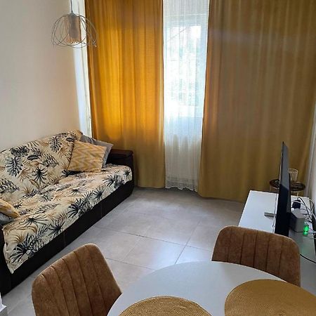 Sofi Apartment Central Bucharest Luaran gambar